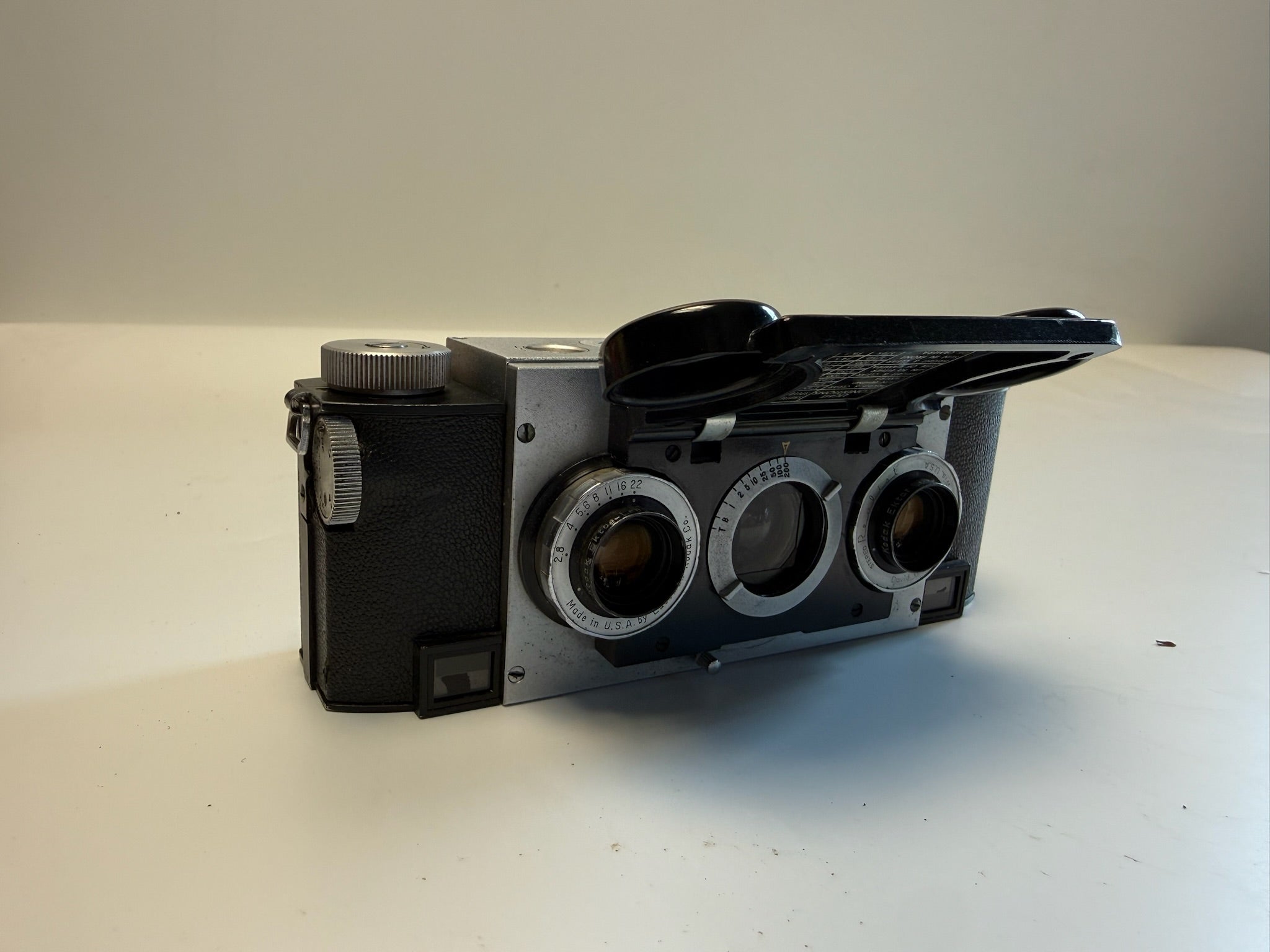 Vintage Stereo Realist 35mm 3D Camera (David White Co., Milwaukee)