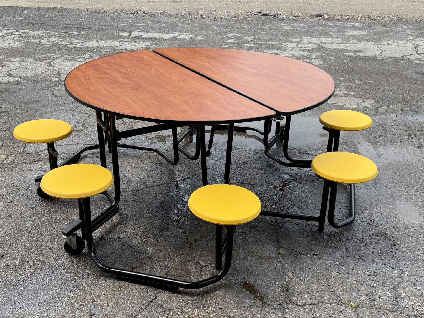 Uniframe School Cafeteria Table