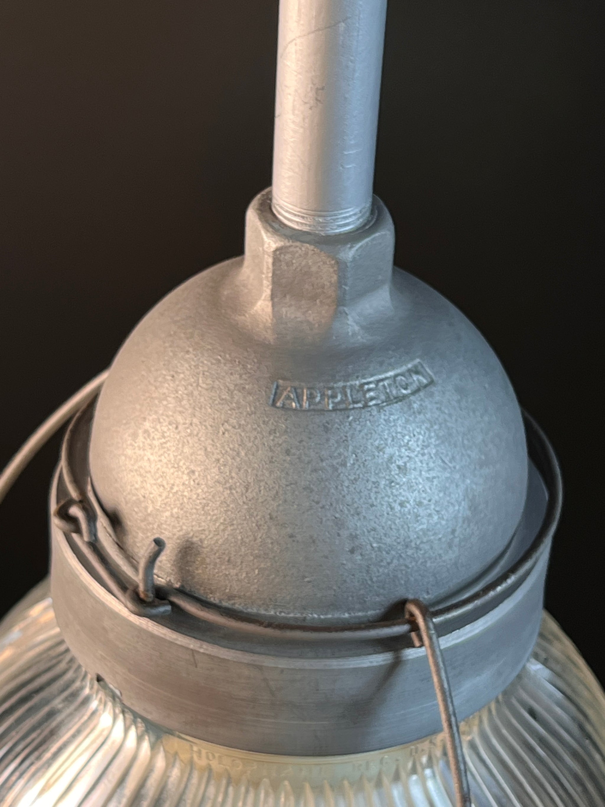 vintage holophane crows hinds acorn light