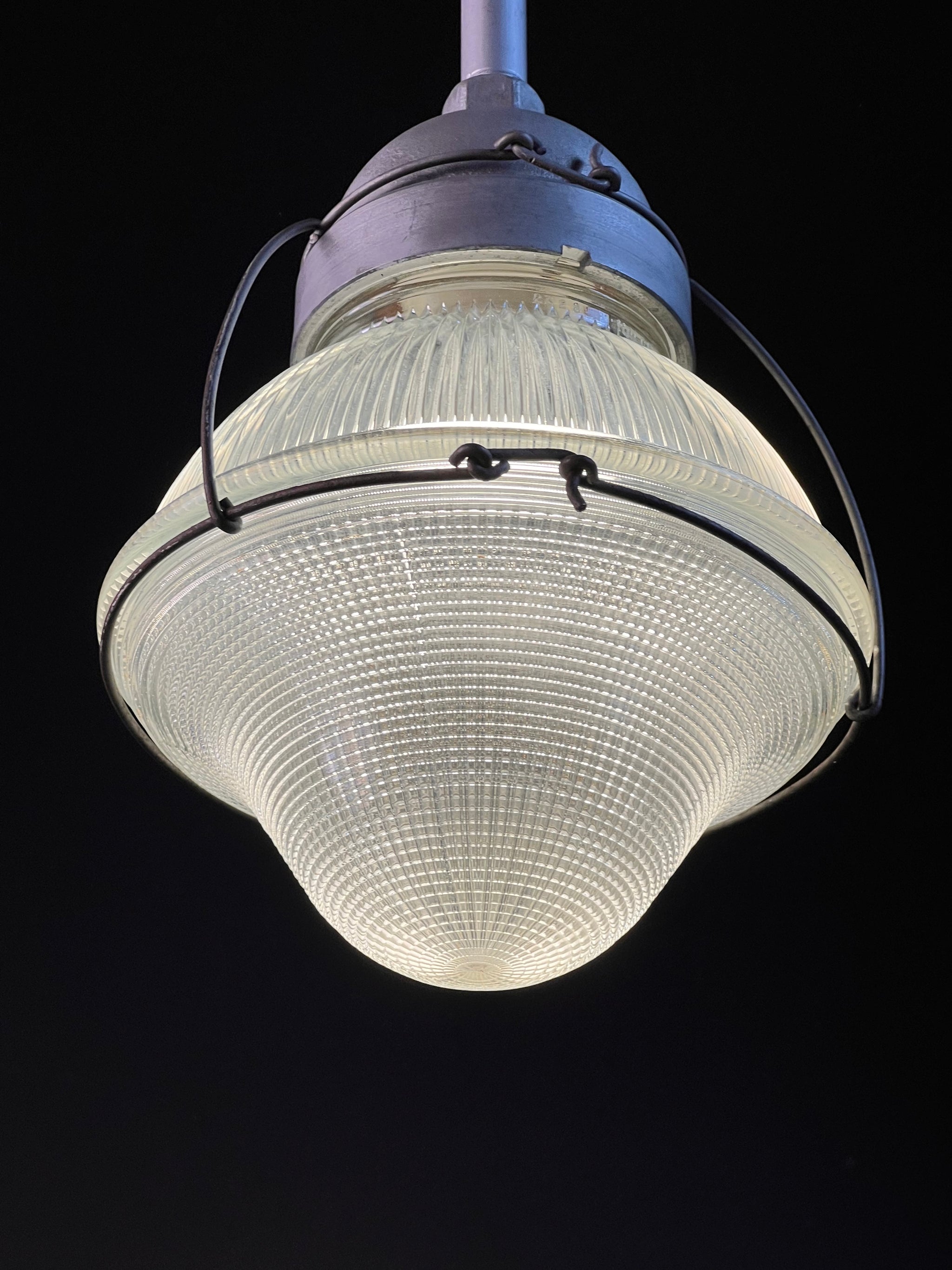 vintage holophane crows hinds acorn light