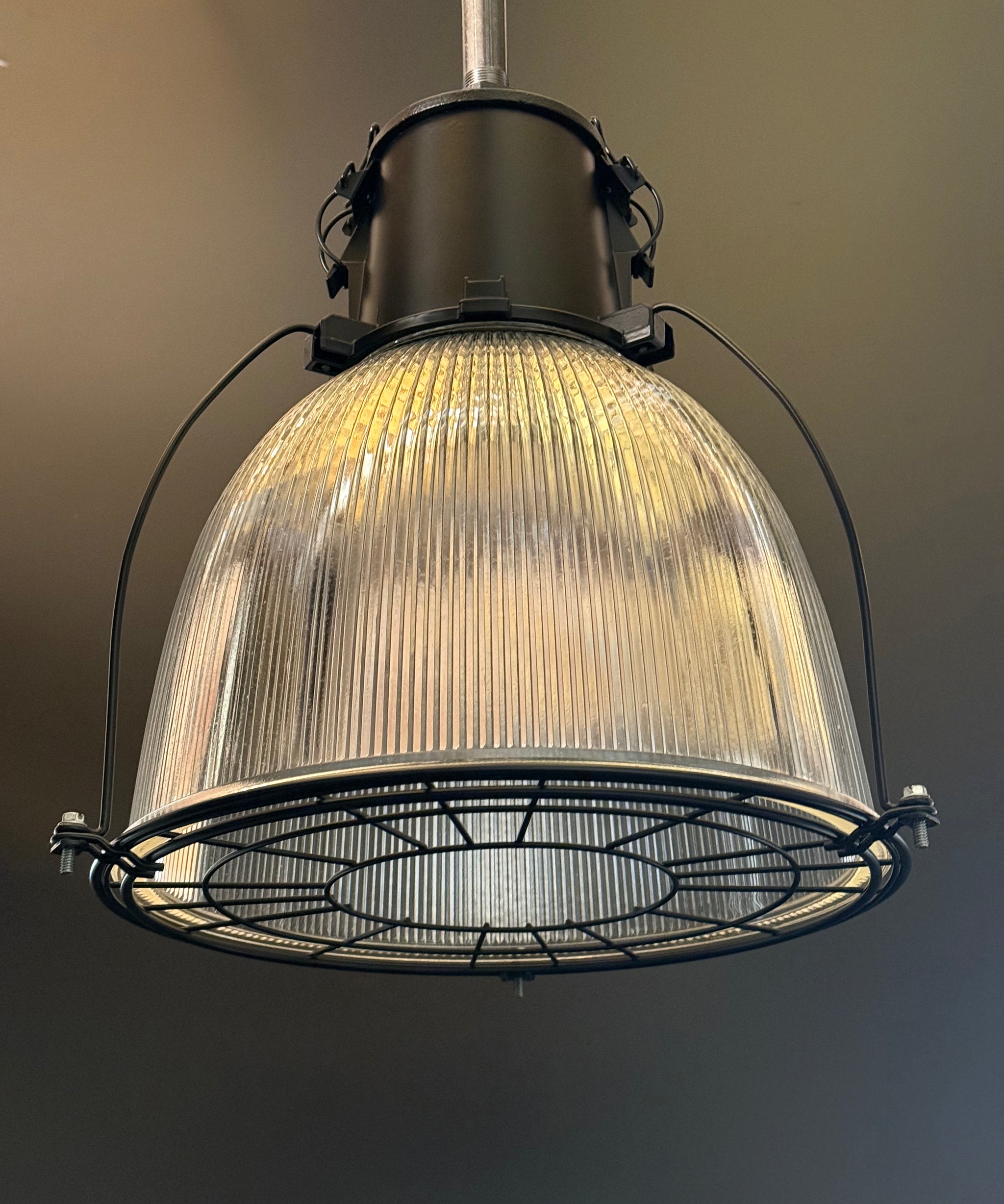 vintage_industrial_holophane_light_fixture