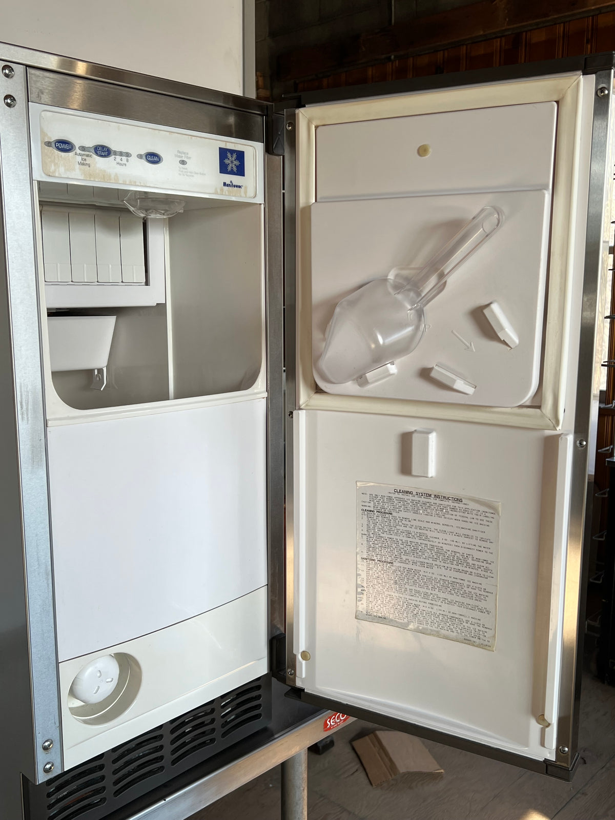 Manitowoc Ice SMS050A002 undercounter ice machine Old School Warehouse