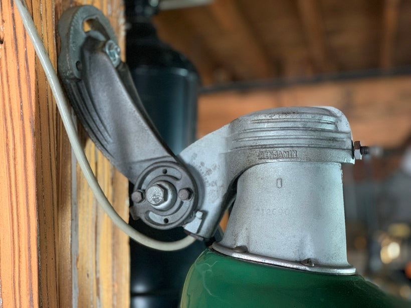 Antique Benjamin Barn Green Enamel Light Fixture Old School Warehouse